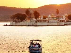 traveller imges udaipur